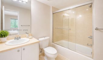 20000 E Country Club Dr 405, Aventura, FL 33180