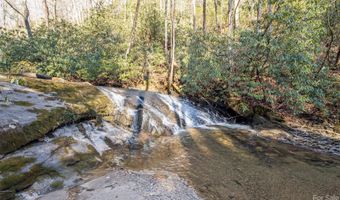 35 Lower Sand Branch Rd, Black Mountain, NC 28711