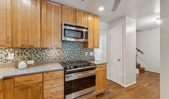 7801 BYRDS NEST Pass, Annandale, VA 22003