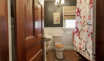 18 Hudson St, Bangor, ME 04401