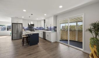7102 San Bartolo St 11, Carlsbad, CA 92011