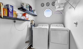 551 Chester Pkwy, Belford, NJ 07718