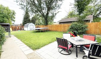 908 NE 10th Ave, Aberdeen, SD 57401