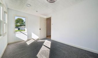 5999 Ambleside Dr, Columbus, OH 43229