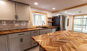 54 Skyline Dr, Albrightsville, PA 18210