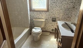 125 Stewart St, Amsterdam, NY 12010