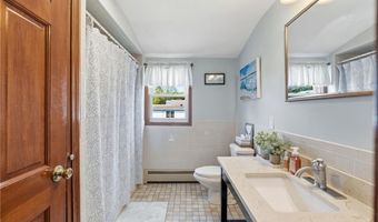 123 Royal Ave, Cranston, RI 02920
