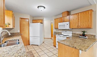 20794 WALNUT St NE, Aurora, OR 97002