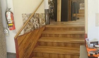 636 N Main St, Ottawa, KS 66067