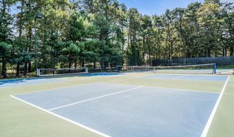 61 Milky Way Dr, Barnegat, NJ 08005