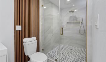 6321 BALBOA Ln, Apollo Beach, FL 33572