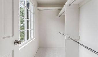 994 Coach House Dr, Tucker, GA 30084