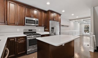 212 ROBINSON St S, Baltimore, MD 21224