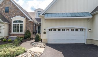5812 HICKORY HOLLOW Ln, Doylestown, PA 18902