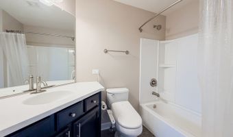 808 E Wing St, Arlington Heights, IL 60004