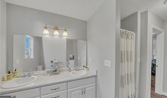 762 Old McLeod Brg, Adrian, GA 31002
