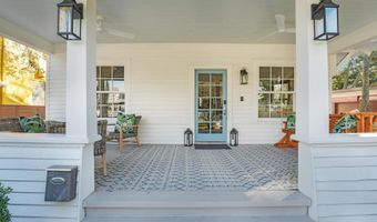 322 6TH St, Atlantic Beach, FL 32233