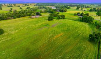 Deschutes Road, Anderson, CA 96007