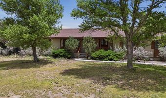 102 S Hackberry Dr, Alpine, TX 79830
