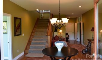 44 Dane Acres Dr, Alexander, NC 28701