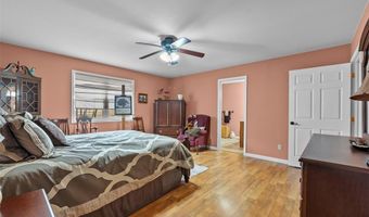 102 Woodland, Anna, IL 62906