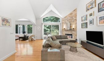 10 Blue Heron Way, Acton, MA 01720
