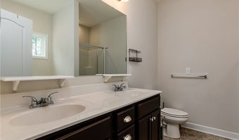 3135 Dana Ln, Aberdeen, NC 28315
