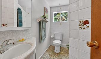 575 Snyder Ave, Aromas, CA 95004