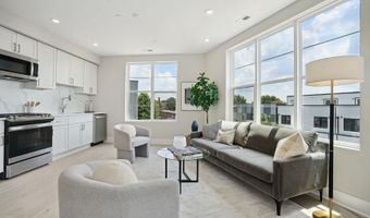 901 19TH St NE B3, Washington, DC 20002