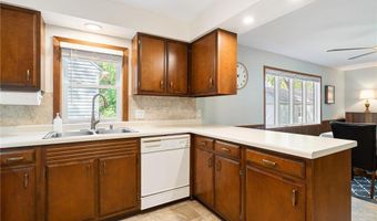 902 11th Ave SW, Austin, MN 55912