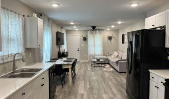 1733 Caddo St, Arkadelphia, AR 71923