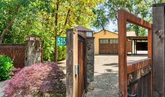 525 Keyes Ave, Angwin, CA 94508