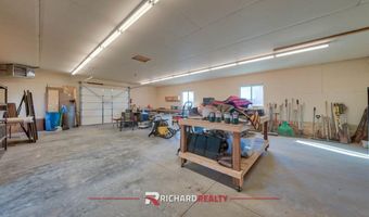 27 Longhorn Dr, Cody, WY 82414