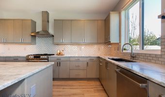 121 Laura Ct, Bozeman, MT 59718