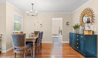 1319 Glamorgan St, Alliance, OH 44601