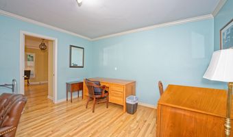 10 Birch Hill Rd, Albany, NY 12211