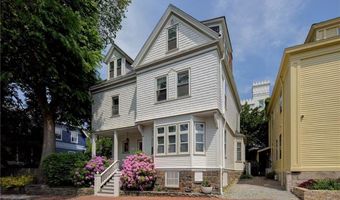 60 Division St, Newport, RI 02840
