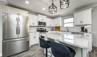 155 Lloyd Henderson Dr, Beebe, AR 72012