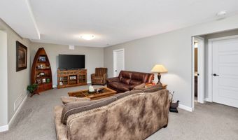 2719 SW Prairie Trail Pkwy, Ankeny, IA 50023