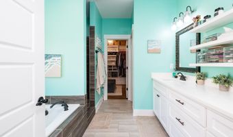 6096 Meridian Dr, Alexander, AR 72002