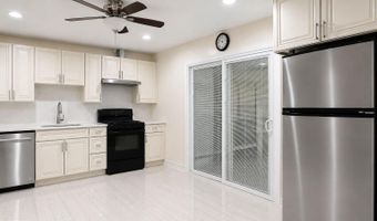 8418 STONE GATE Dr, Annandale, VA 22003