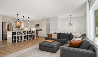 14895 Easter Ave, Apple Valley, MN 55124