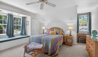 13 HARBORVIEW Rd, Lewes, DE 19958
