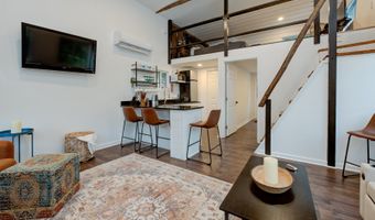 576 Pine Grove Rd, Beattyville, KY 41311