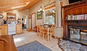 43630 Rainbow Ln, Angelus Oaks, CA 92305