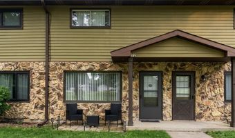 72 S Ruga Ct, Addison, IL 60101