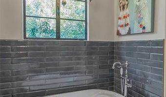 931 Dalzell St, Shreveport, LA 71104