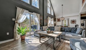 148 POCONO Rd, Albrightsville, PA 18210