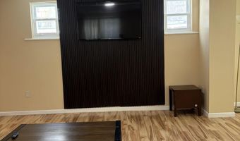 25 N Aberdeen Pl, Atlantic City, NJ 08401