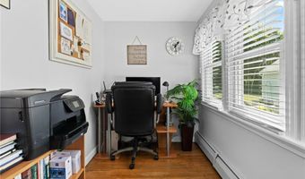 76 W Allenton Rd, North Kingstown, RI 02852